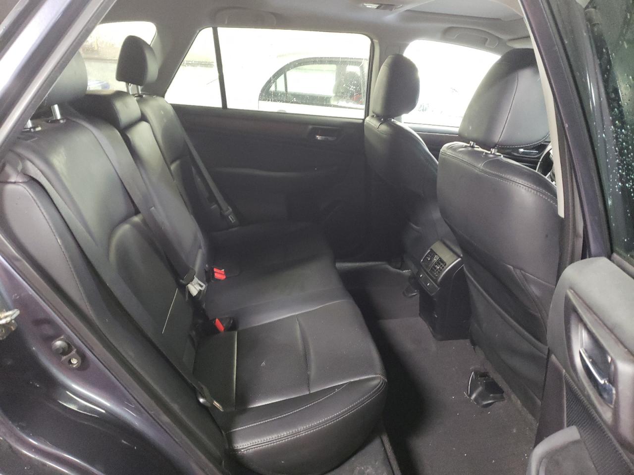 2016 Subaru Outback - Image 10