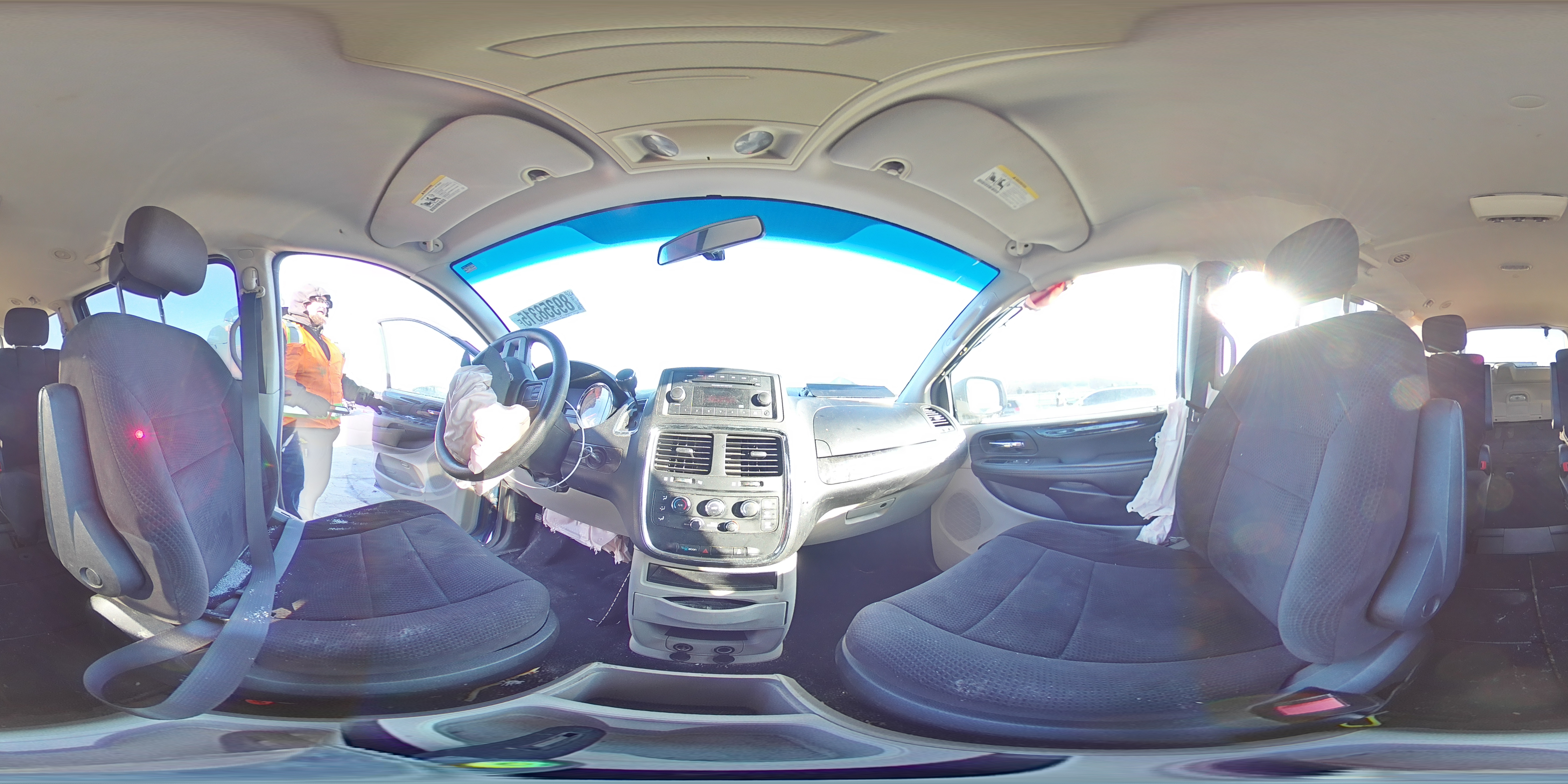 2013 Dodge Caravan - Image 13