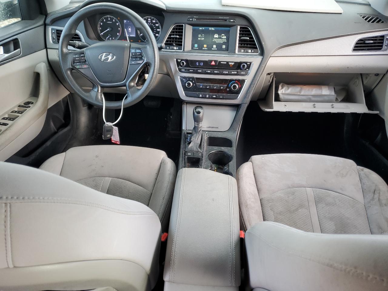 2016 Hyundai Sonata - Image 8