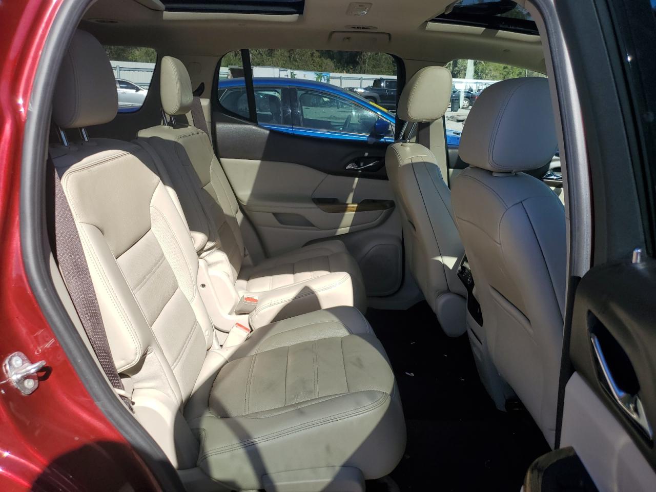 2018 GMC Acadia - Image 11