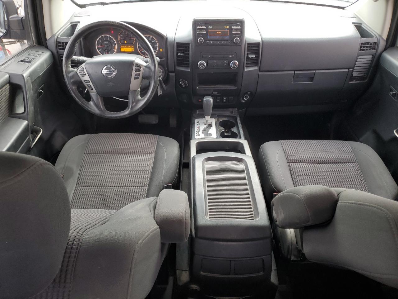 2013 Nissan Titan - Image 8