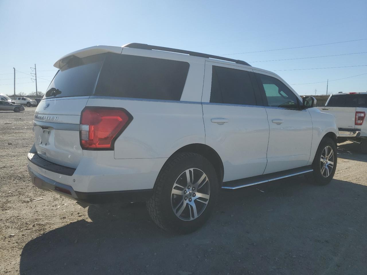 2022 Ford Expedition - Image 3