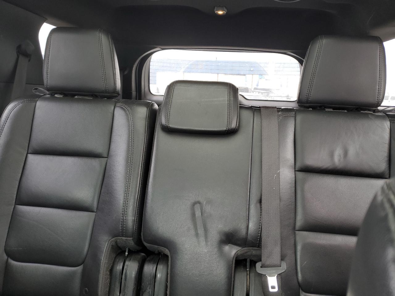 2013 Ford Explorer - Image 10