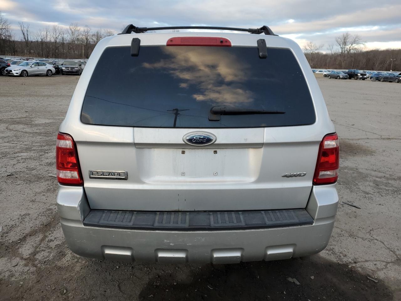 2009 Ford Escape - Image 6