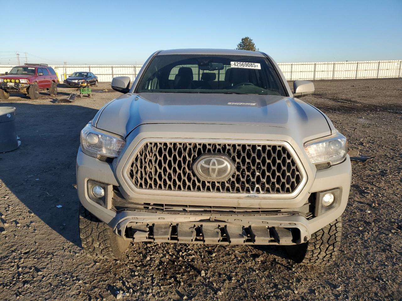 2018 Toyota Tacoma - Image 5
