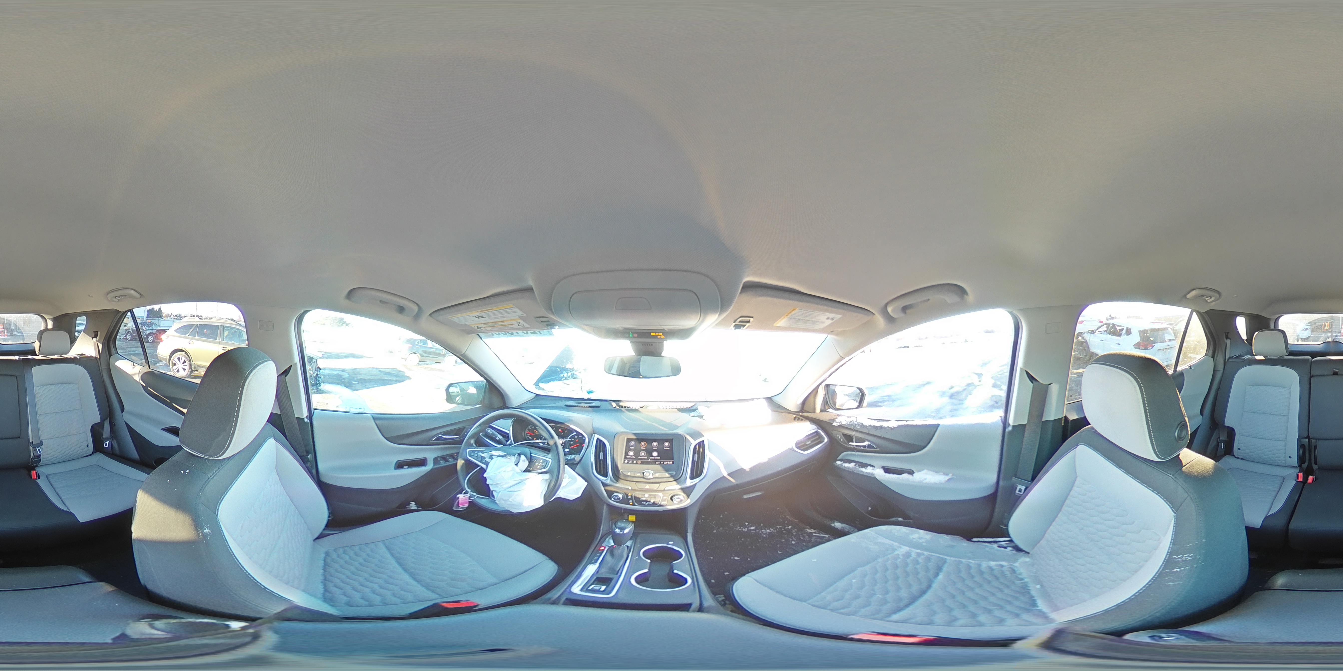 2020 Chevrolet Equinox - Image 13