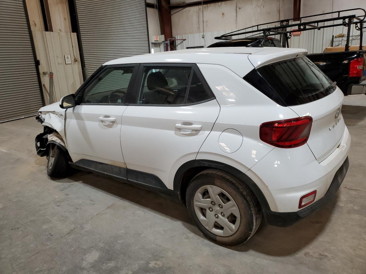 2020 Hyundai Venue - Image 2