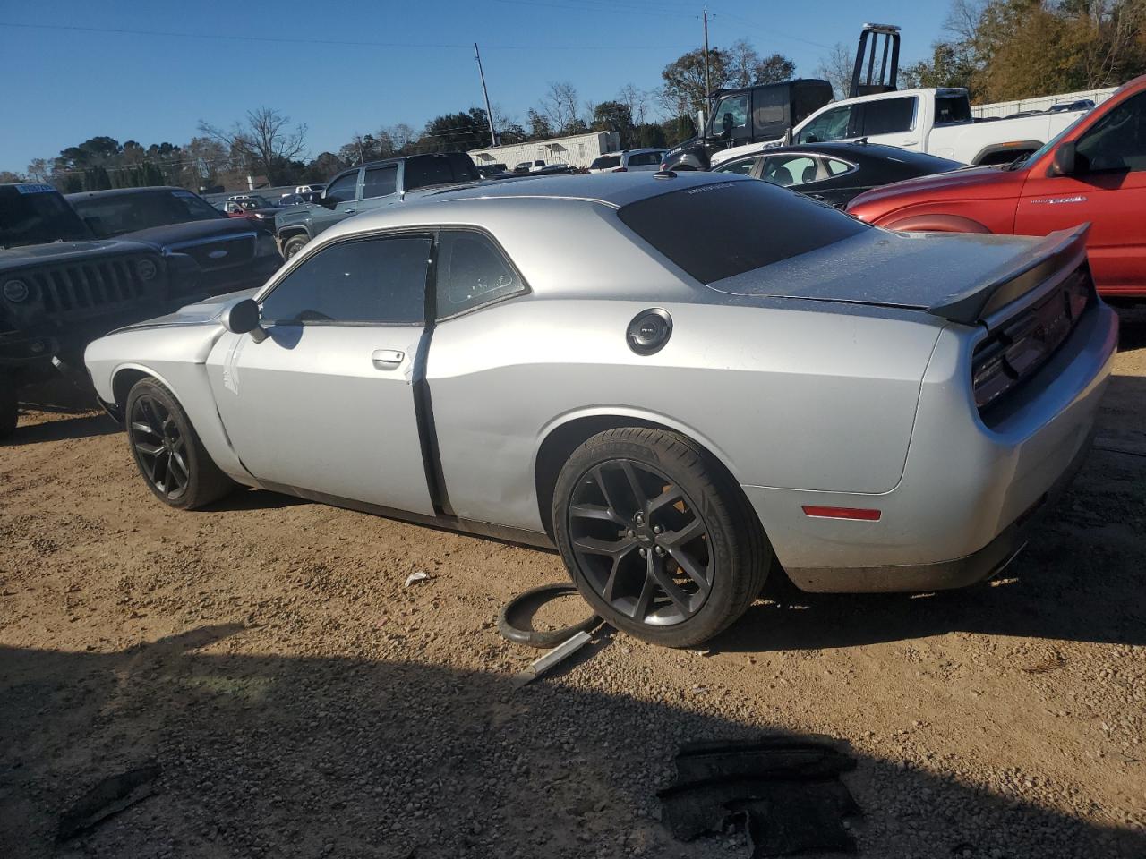 2019 Dodge Challenger - Image 2