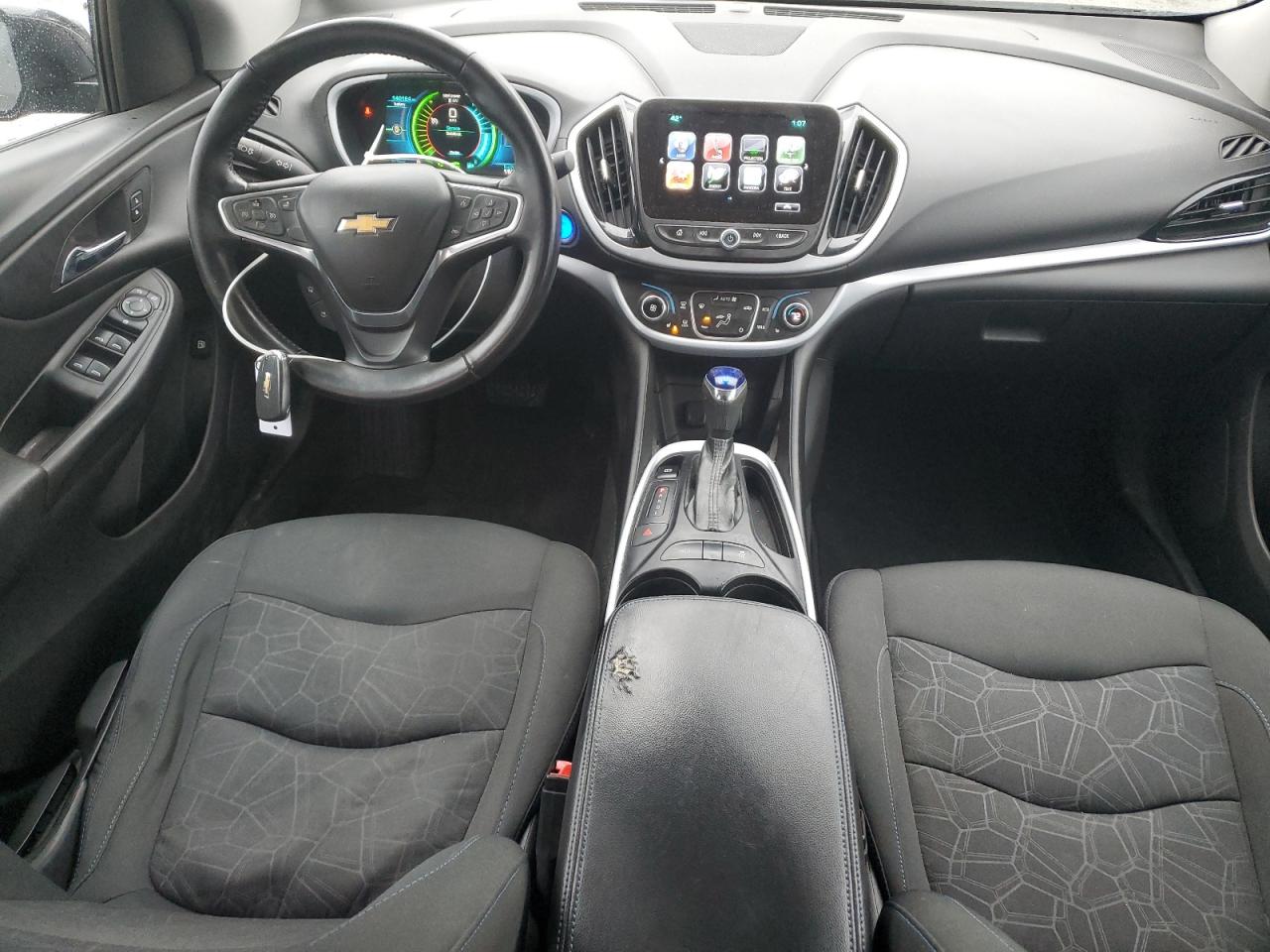 2016 Chevrolet Volt - Image 8