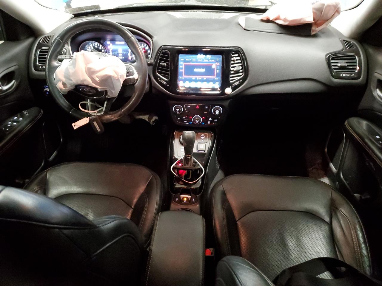2018 Jeep Compass - Image 8