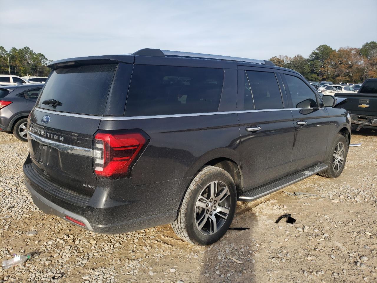 2022 Ford Expedition - Image 3
