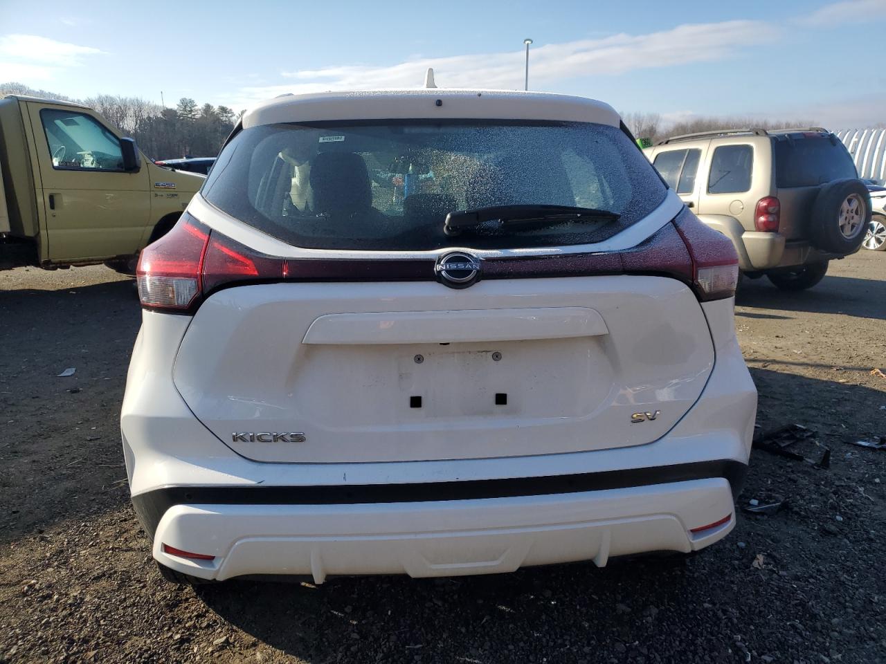 2024 Nissan Kicks - Image 6