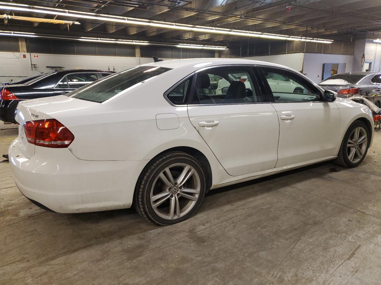 VIN 1VWBS7A38EC084205 2014 VOLKSWAGEN PASSAT no.3