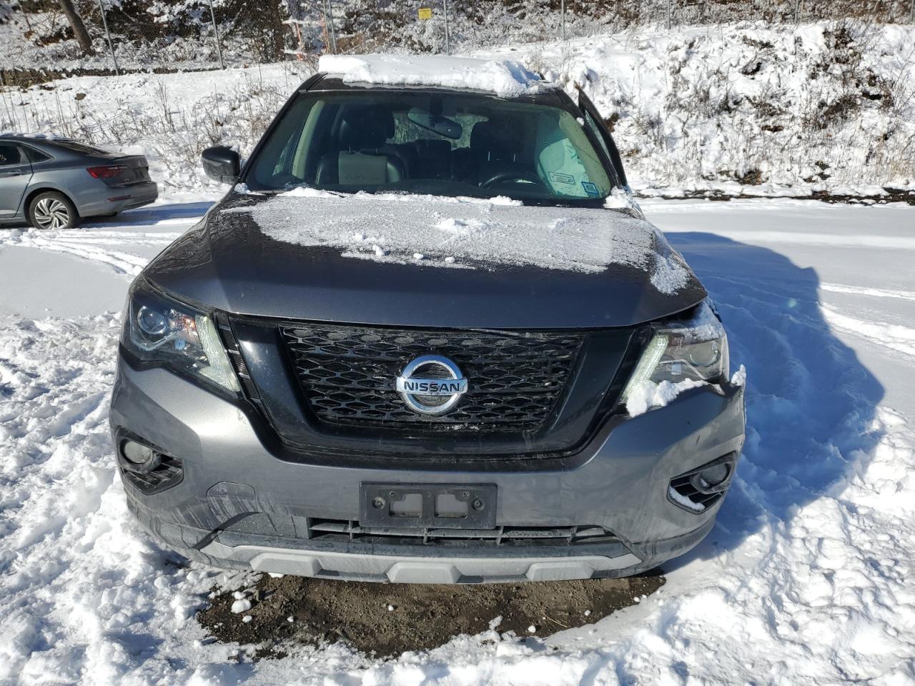 2019 Nissan Pathfinder - Image 5