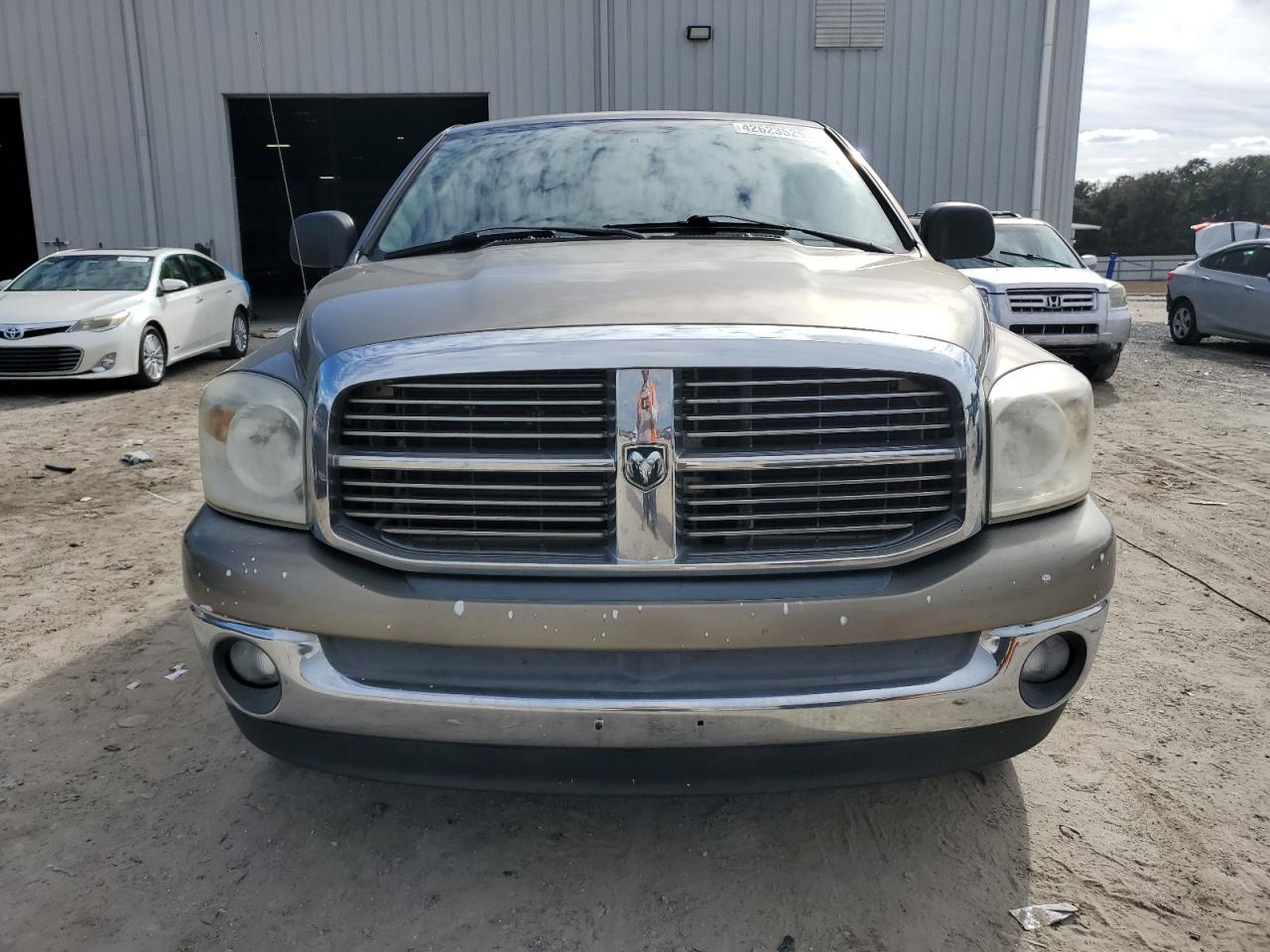 2008 Dodge RAM - Image 5