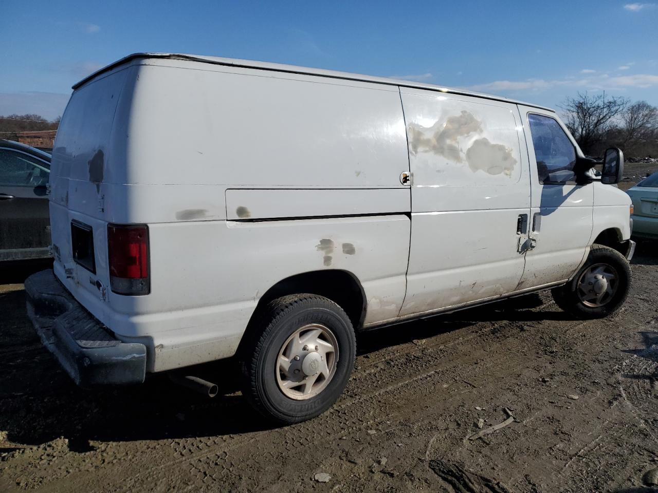 2014 Ford Econoline - Image 3