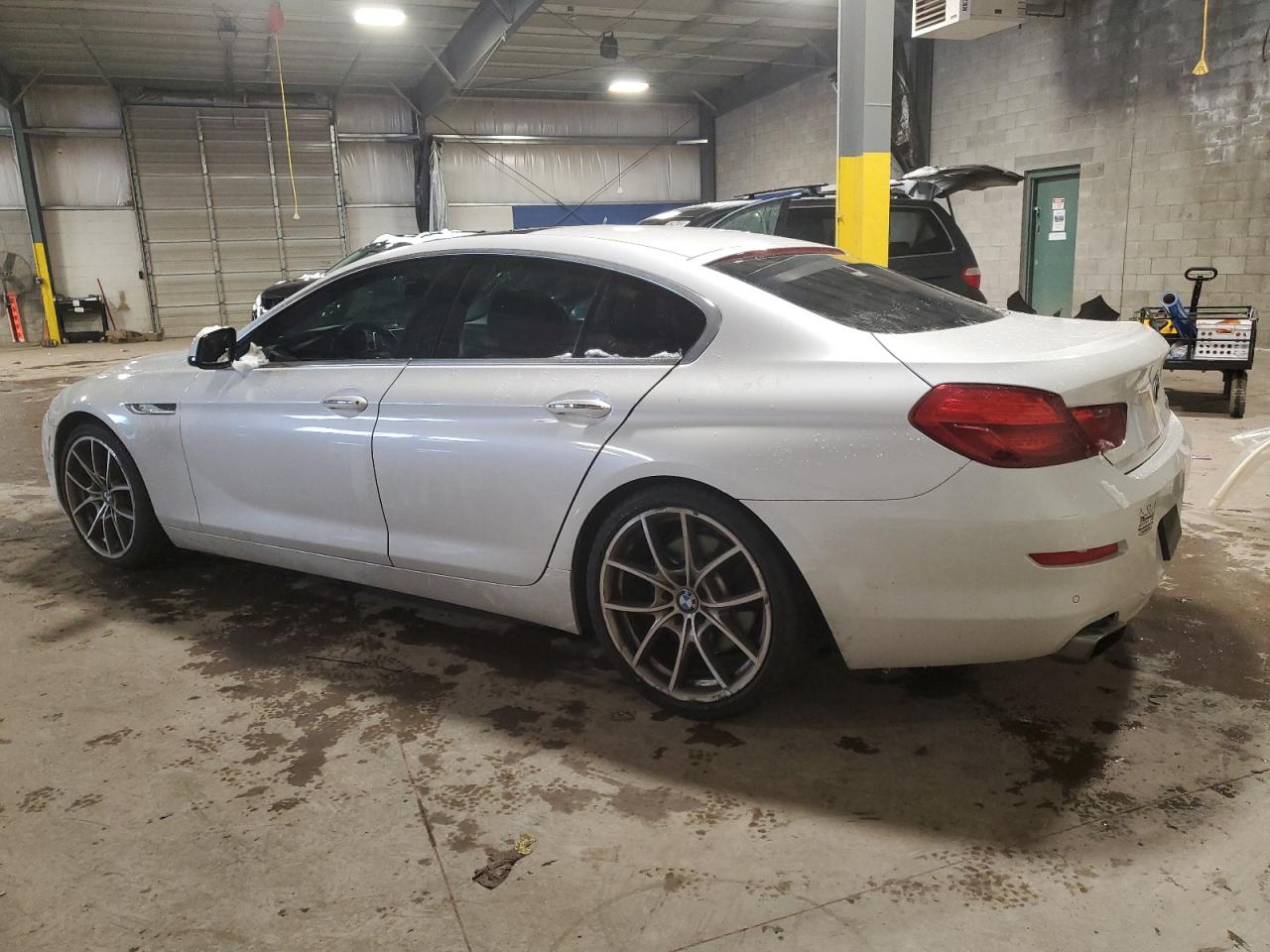 VIN WBA6B2C51DD128377 2013 BMW 6 SERIES no.2