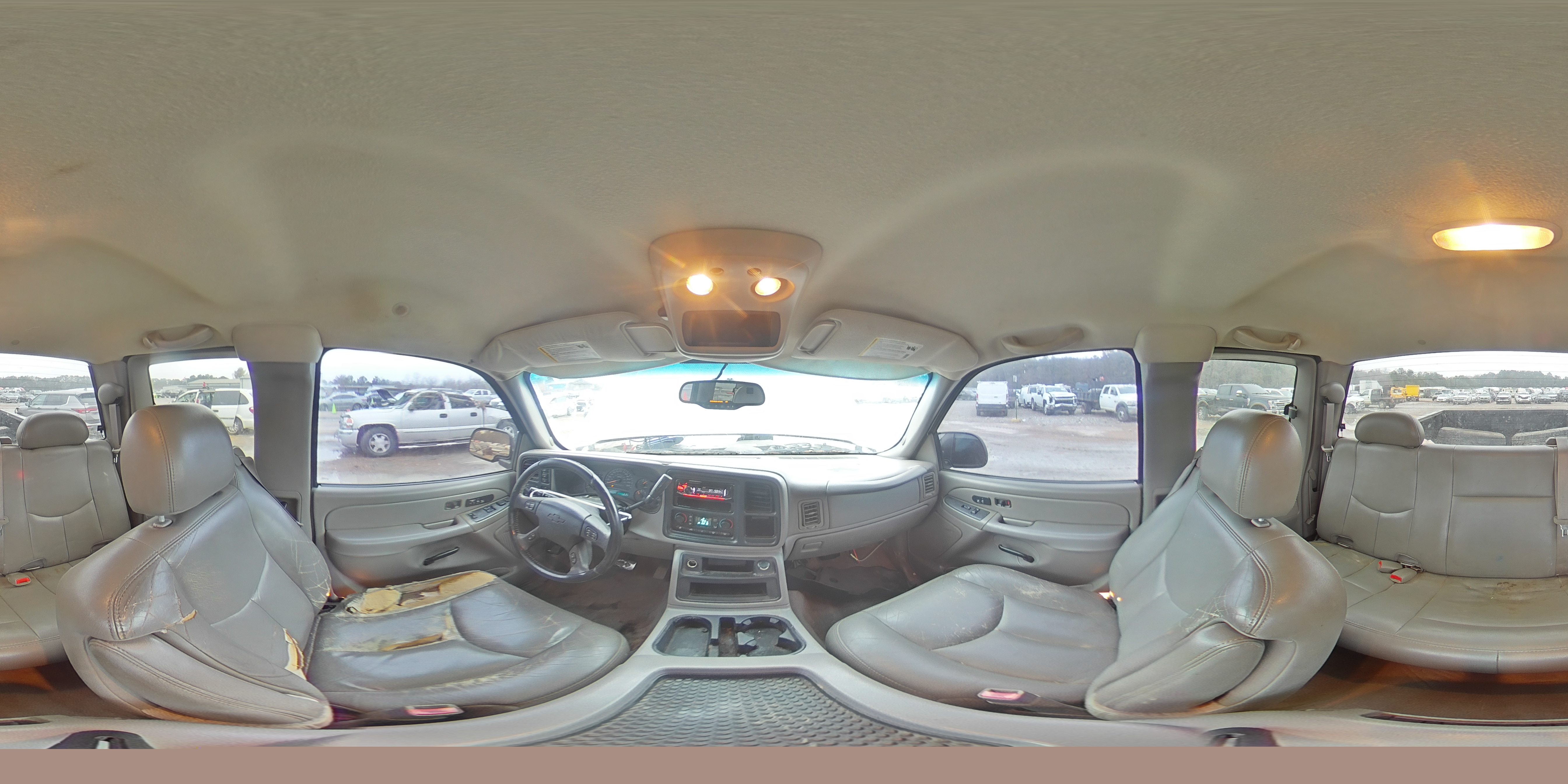 2006 Chevrolet Silverado - Image 12