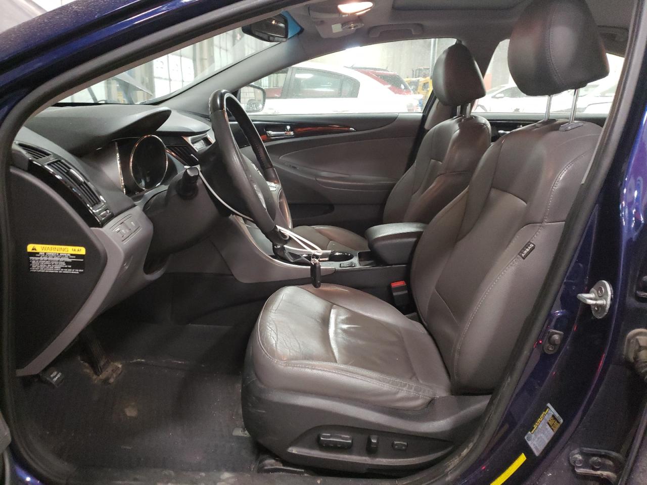 2013 Hyundai Sonata - Image 7
