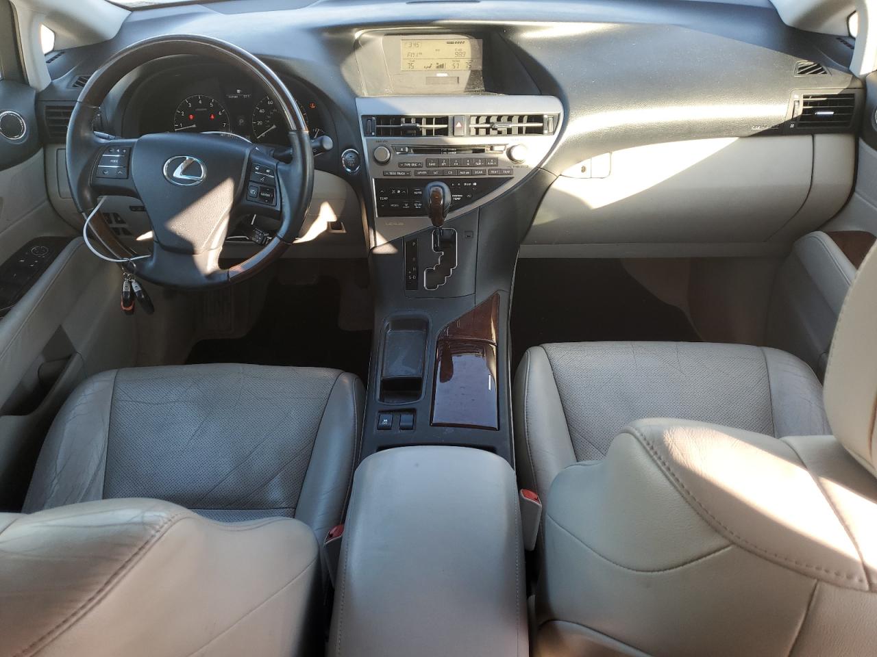 2010 Lexus RX - Image 8