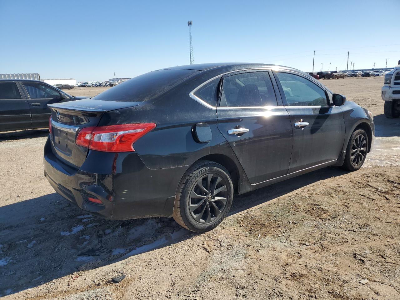 2018 Nissan Sentra - Image 3