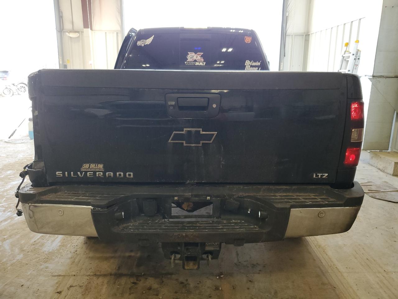 2012 Chevrolet Silverado - Image 6