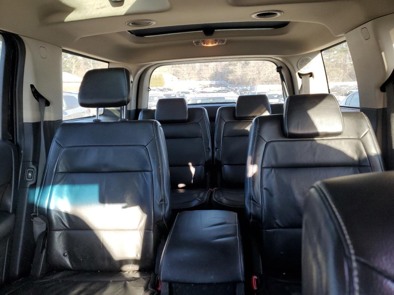 2011 Ford Flex - Image 10