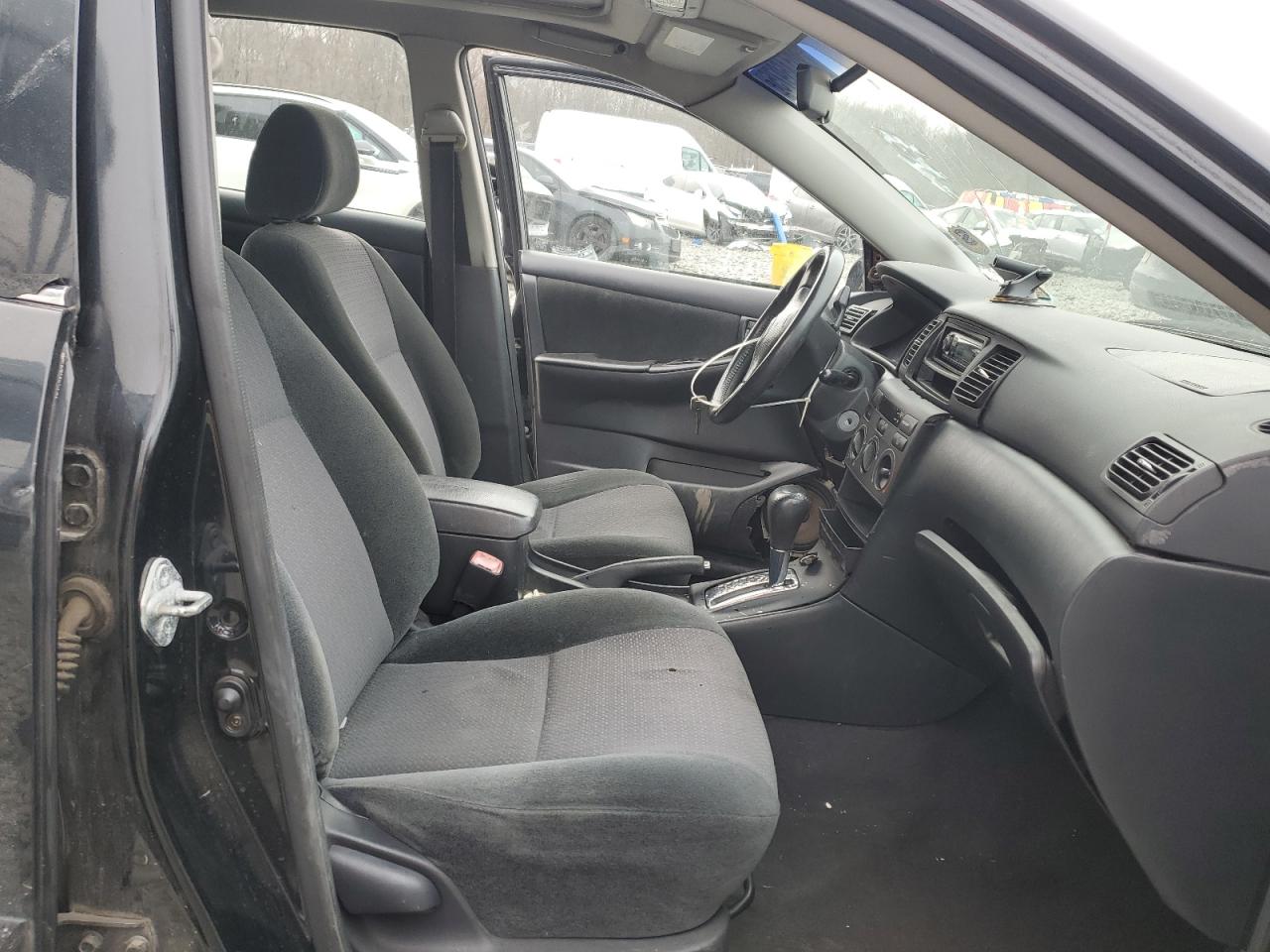 2004 Toyota Corolla - Image 7