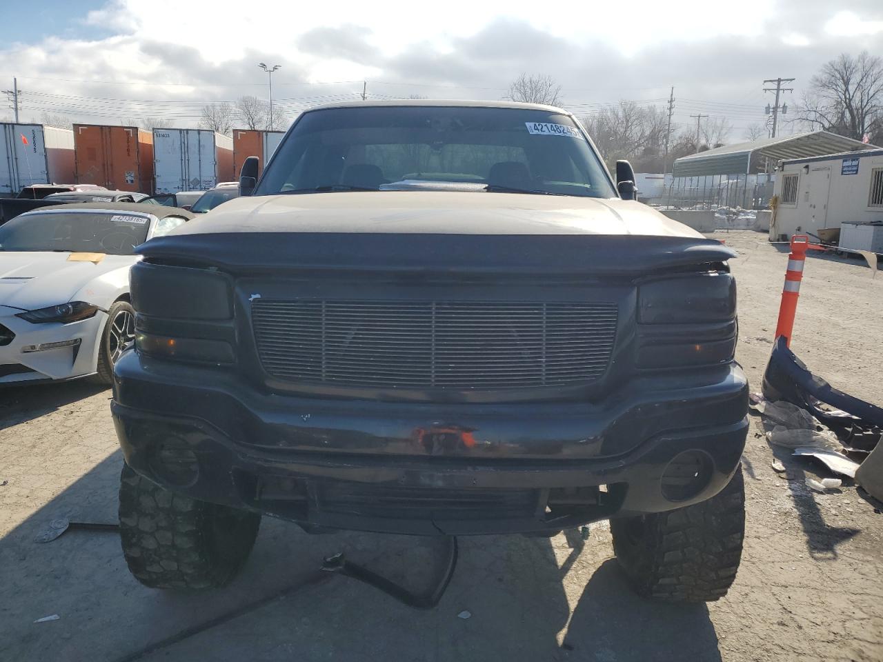 2003 GMC Sierra - Image 5