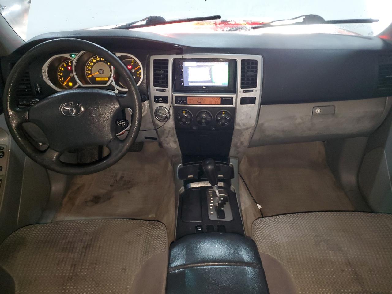 2004 Toyota 4Runner - Image 8