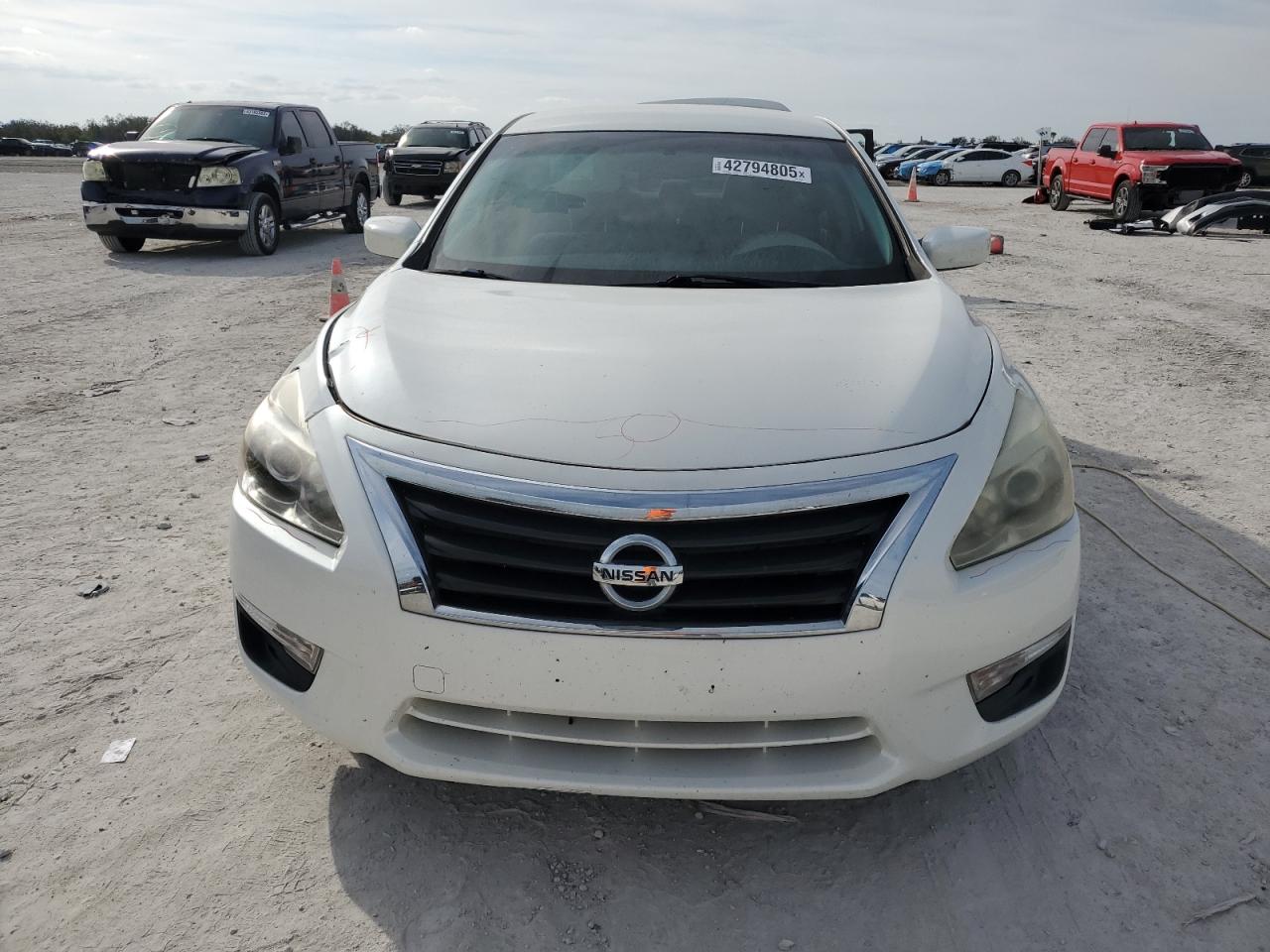2015 Nissan Altima - Image 5