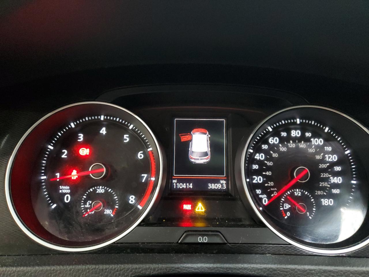 2017 Volkswagen GTI - Image 9