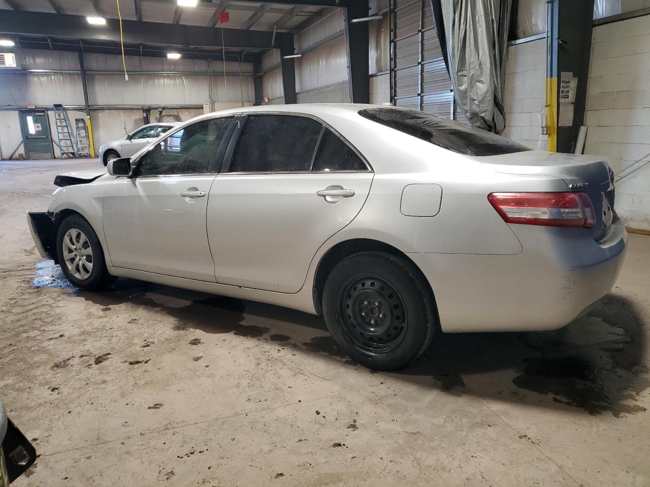 2011 Toyota Camry - Image 2