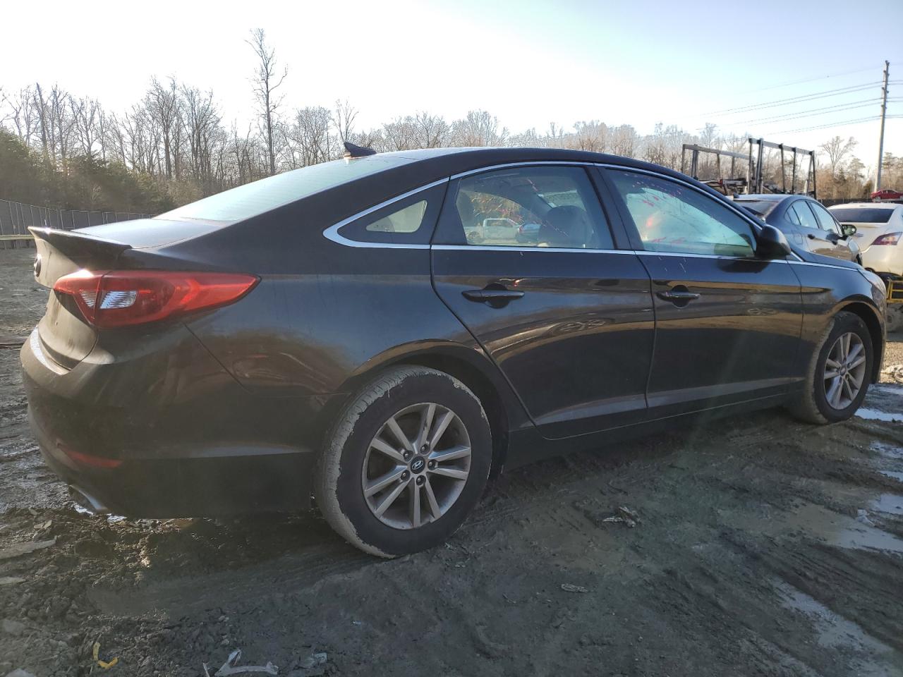 2016 Hyundai Sonata - Image 3
