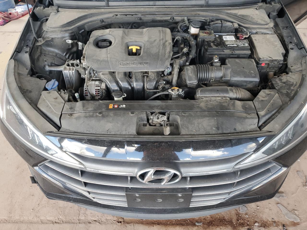 2020 Hyundai Elantra - Image 13