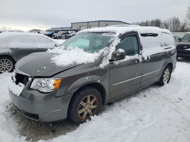 2010 Chrysler Town & Country Touring