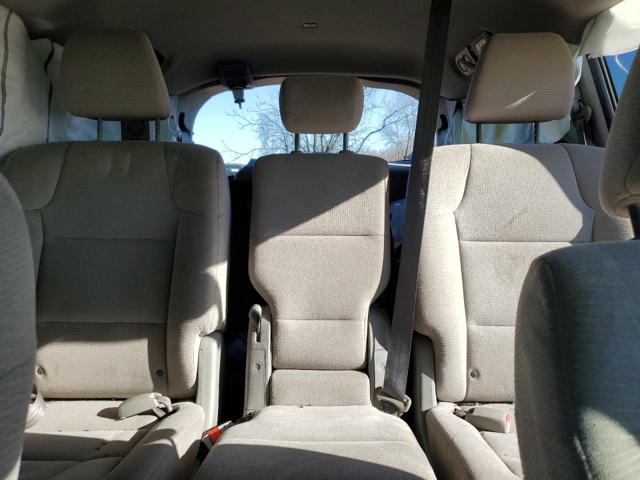 2011 Honda Odyssey - Image 10