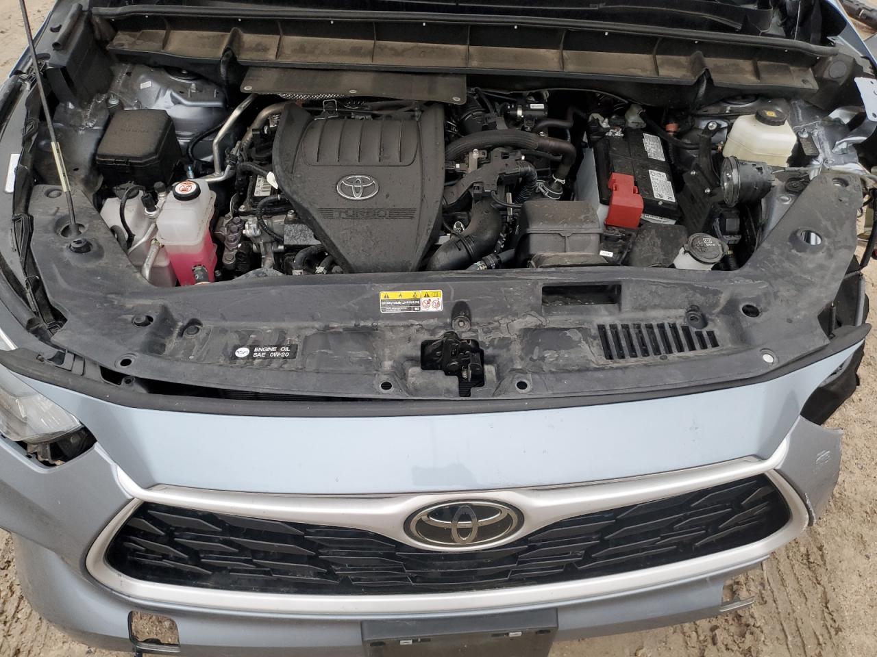 2024 Toyota Highlander - Image 13