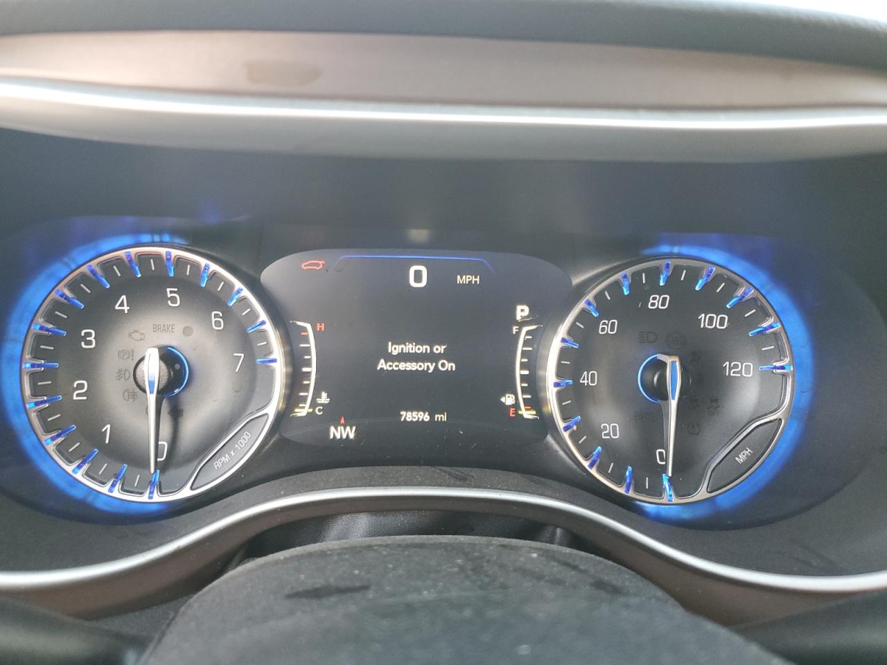 2019 Chrysler Pacifica - Image 9