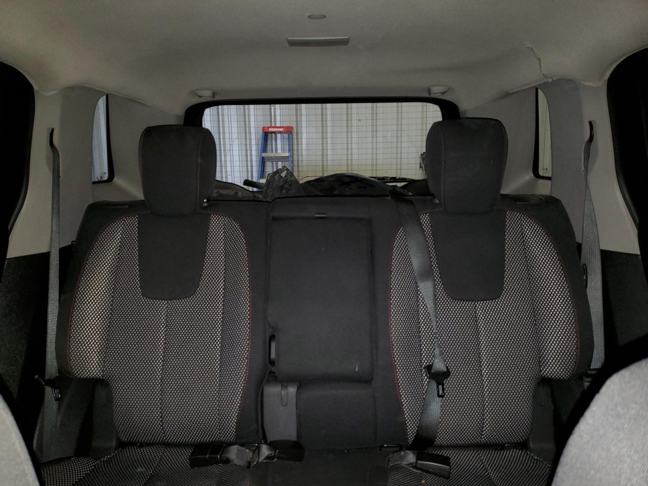 2015 GMC Terrain - Image 10