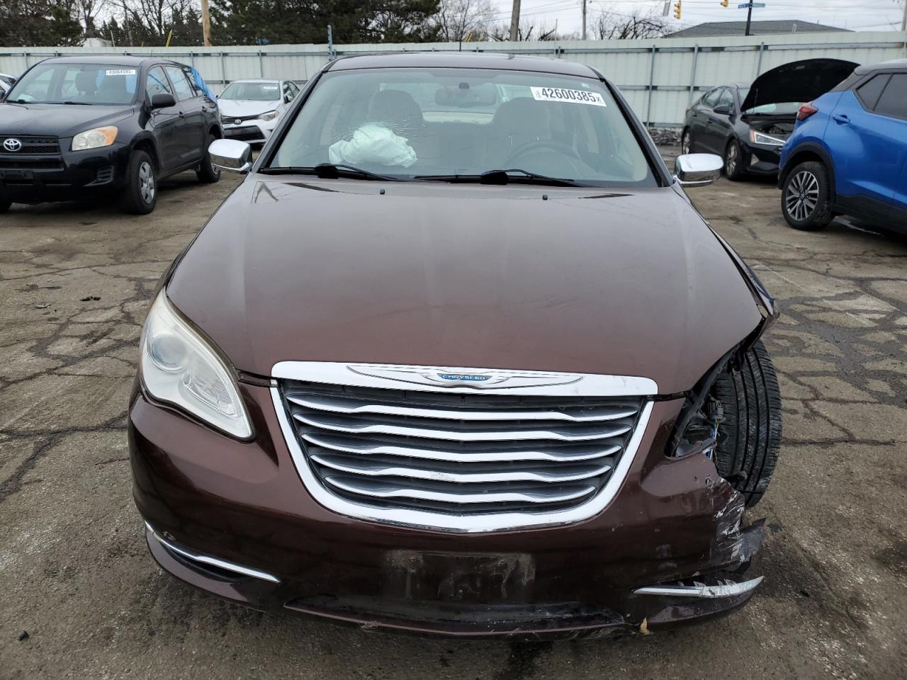 2012 Chrysler 200 - Image 5