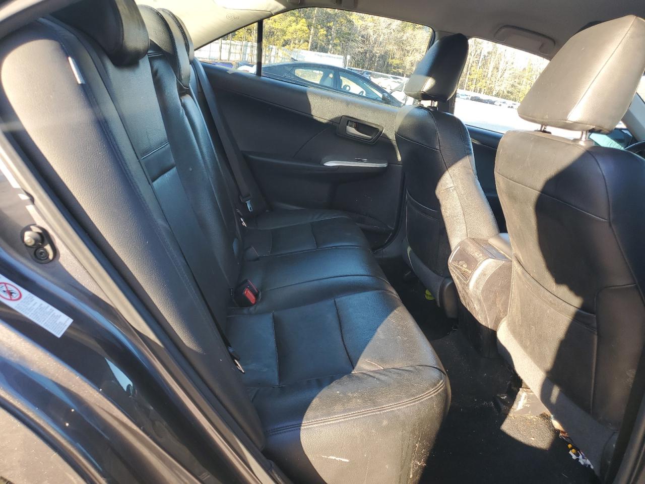 2014 Toyota Camry - Image 10