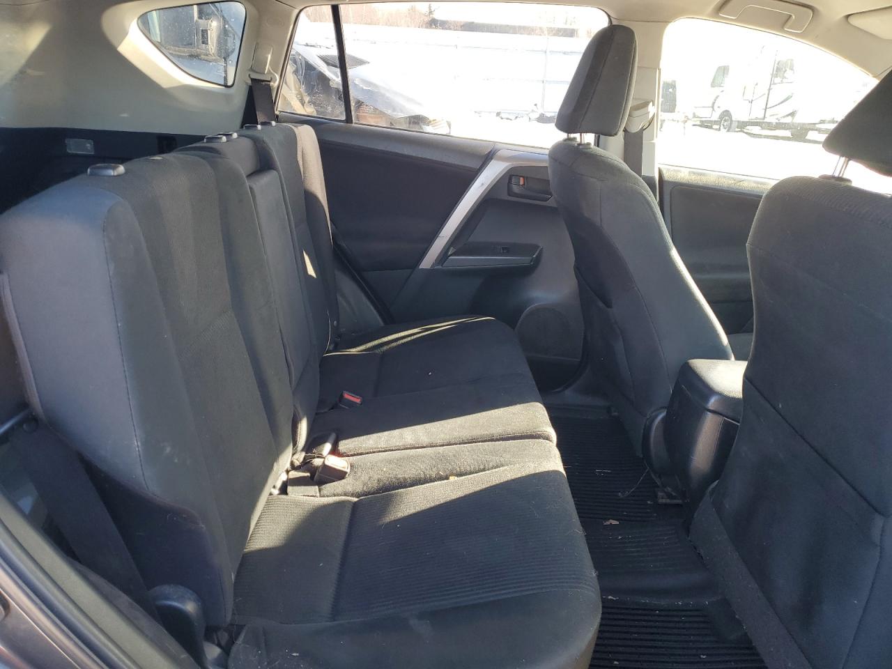 2016 Toyota RAV 4 - Image 11