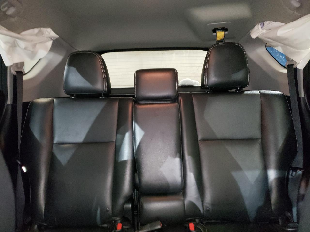2018 Toyota RAV 4 - Image 10