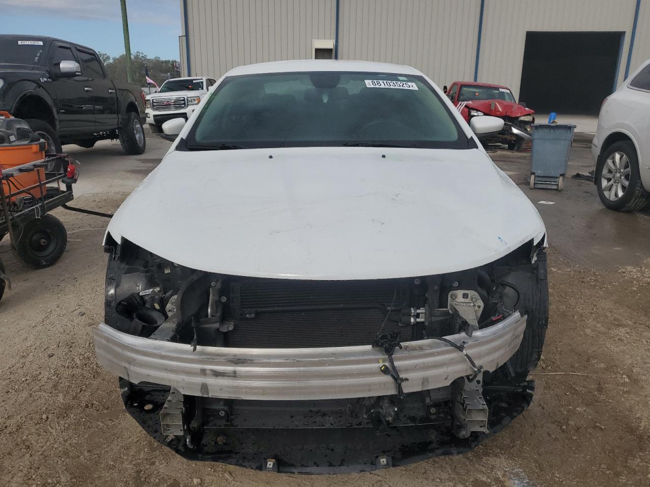 2016 Chrysler 200 - Image 5