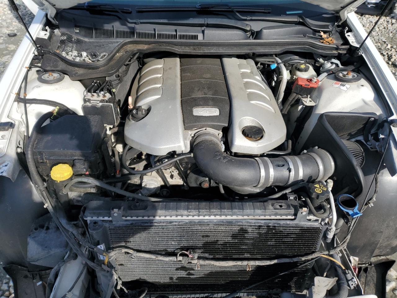 2009 Pontiac G8 - Image 11