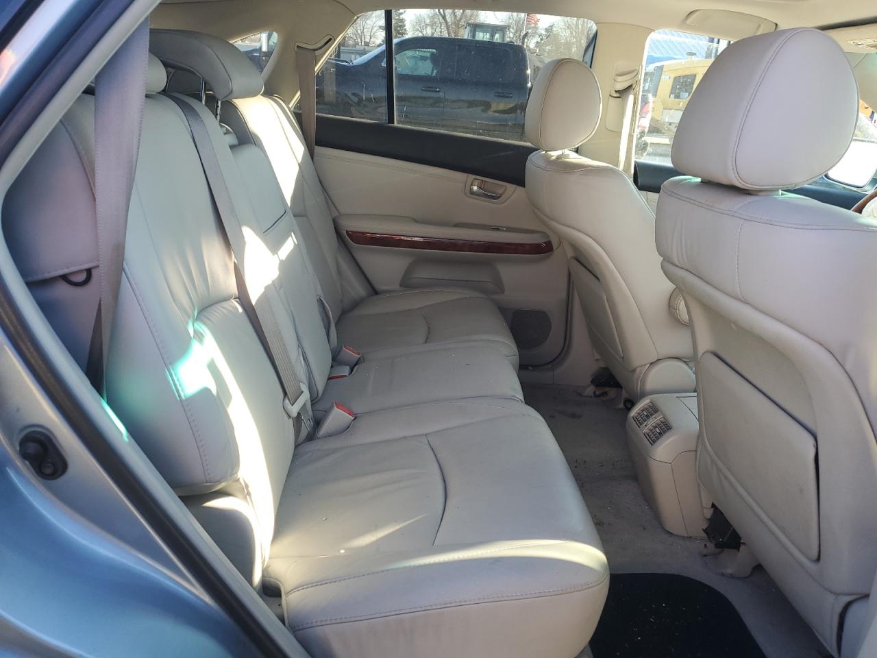2007 Lexus RX - Image 11