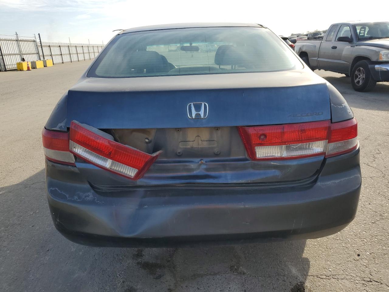 2004 Honda Accord - Image 6
