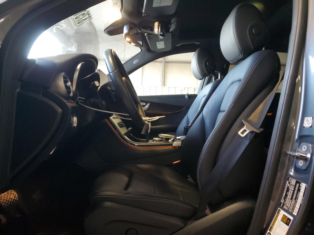 2017 Mercedes-Benz GLC - Image 7