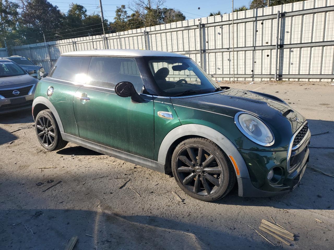 2015 MINI Cooper - Image 4